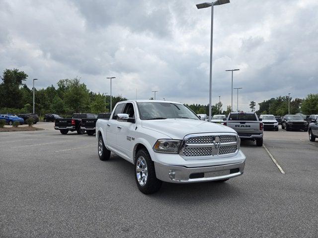 2018 RAM 1500 Laramie Crew Cab 4x4 57 Box