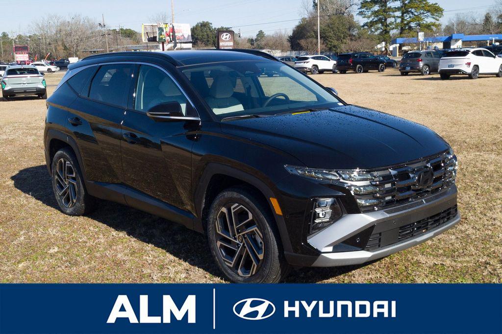2025 Hyundai Tucson Hybrid Limited photo 2