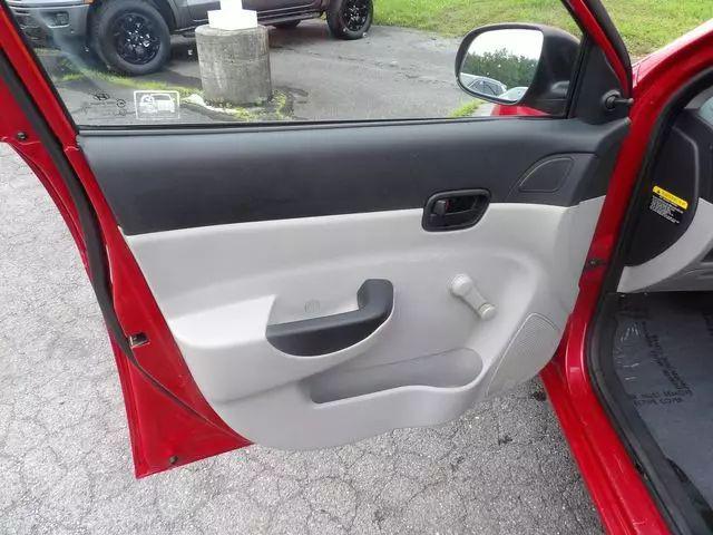 2011 Hyundai Accent GLS
