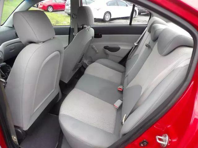 2011 Hyundai Accent GLS