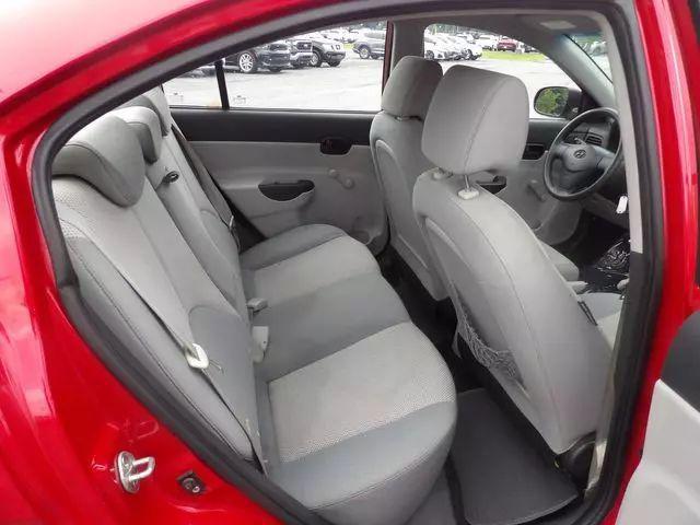 2011 Hyundai Accent GLS