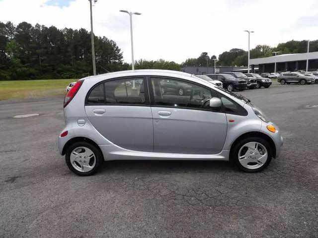 2016 Mitsubishi i-MiEV ES
