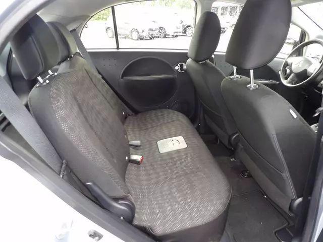 2016 Mitsubishi i-MiEV ES