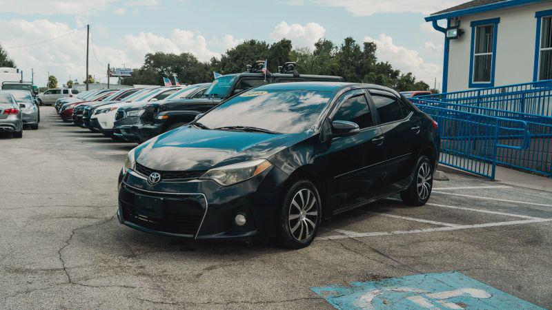 2015 Toyota Corolla LE