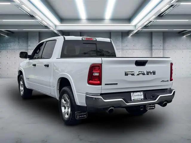 2025 Ram 1500 Big Horn Crew Cab 4x4 5'7" Box