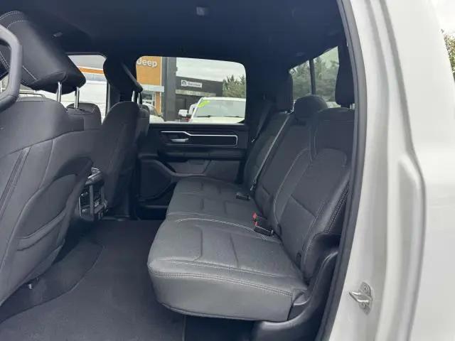 2025 Ram 1500 Big Horn Crew Cab 4x4 5'7" Box