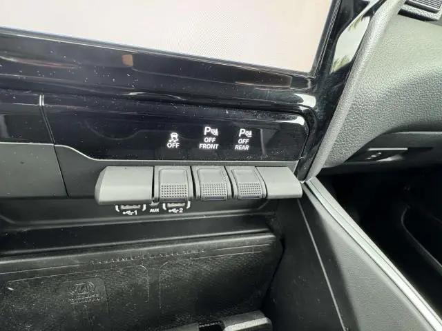 2025 Ram 1500 Big Horn Crew Cab 4x4 5'7" Box