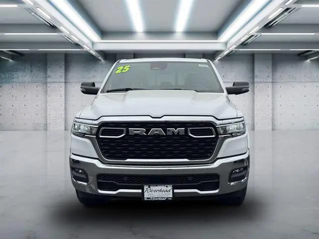 2025 Ram 1500 Big Horn Crew Cab 4x4 5'7" Box