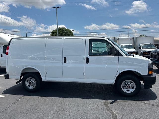 2025 GMC Savana Cargo RWD 2500 Regular Wheelbase Work Van