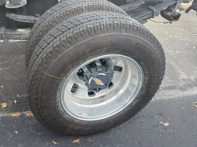 2025 Chevrolet Silverado 3500HD 4WD Crew Cab Long Bed LT