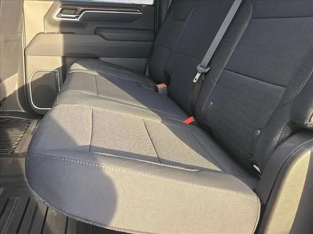 2025 Chevrolet Silverado 3500HD 4WD Crew Cab Long Bed LT