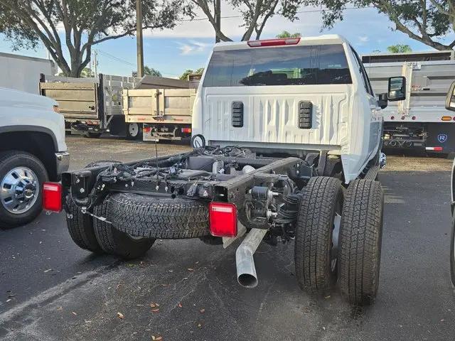 2025 Chevrolet Silverado 3500HD 4WD Crew Cab Long Bed LT