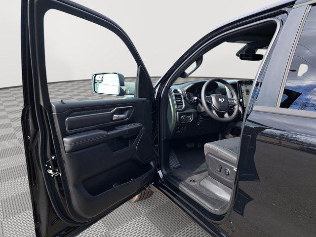 2025 Ram 1500 Big Horn Crew Cab 4x4 57 Box