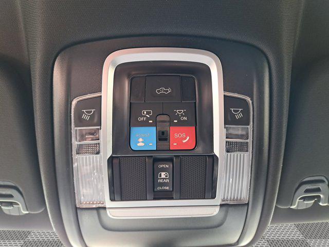 2025 Ram 1500 Big Horn Crew Cab 4x4 57 Box