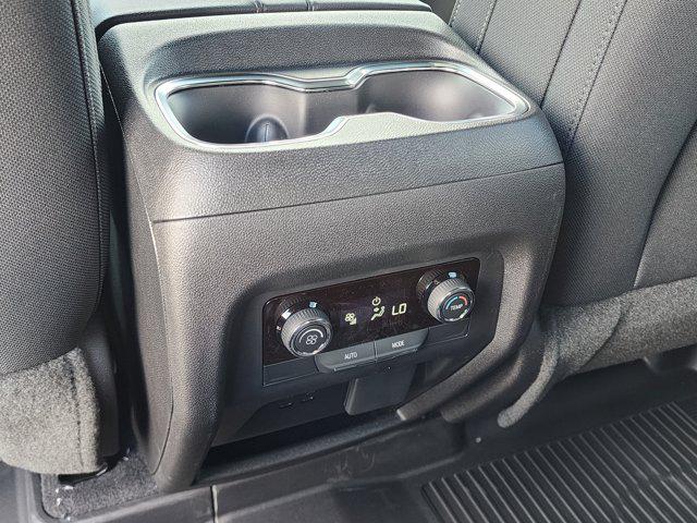 2025 Chevrolet Traverse AWD LT 4WD