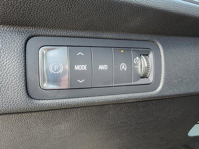 2025 Chevrolet Traverse AWD LT 4WD