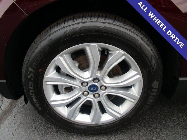 2021 Ford Edge Titanium