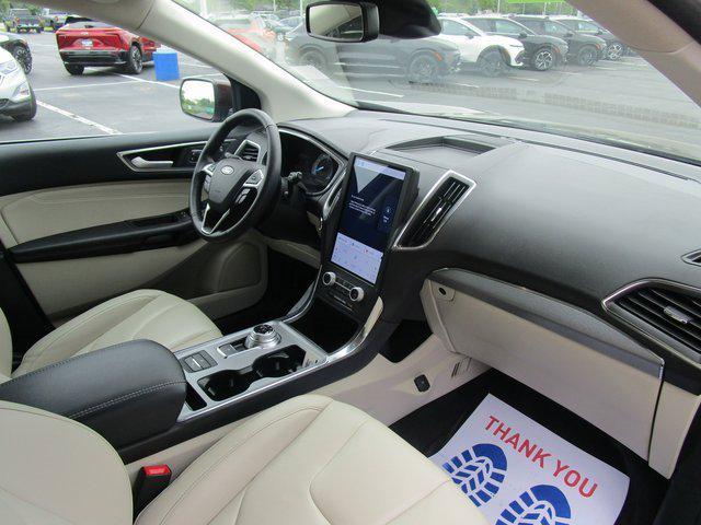 2021 Ford Edge Titanium