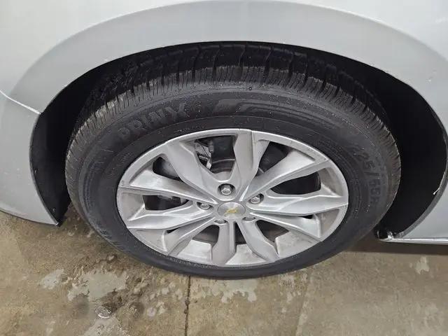2022 Chevrolet Malibu FWD LT