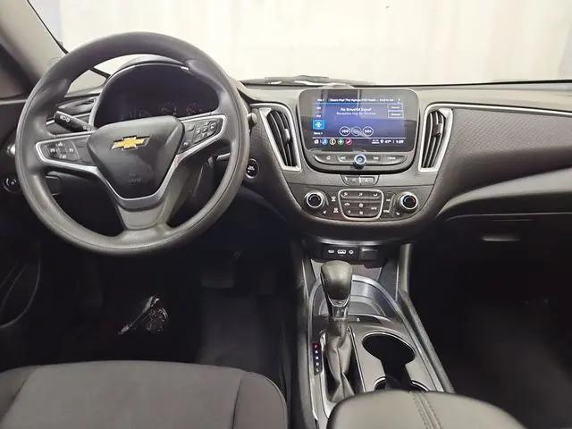 2022 Chevrolet Malibu FWD LT
