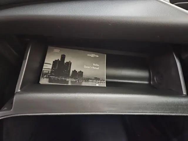 2022 Chevrolet Malibu FWD LT