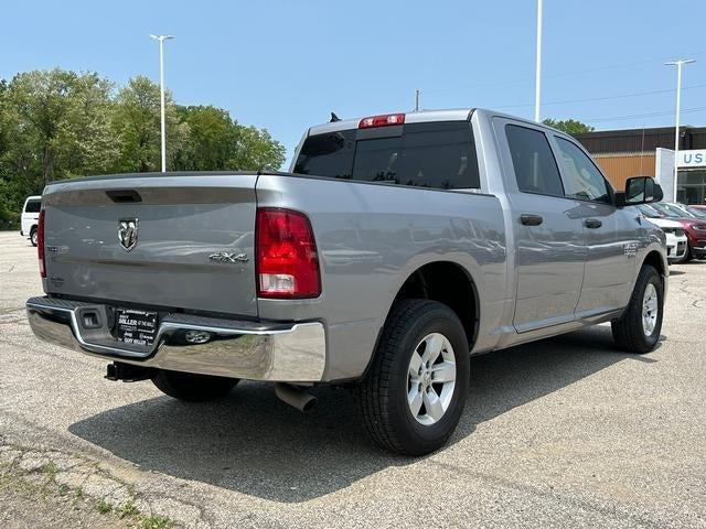 2023 RAM 1500 Classic SLT Crew Cab 4x4 57 Box