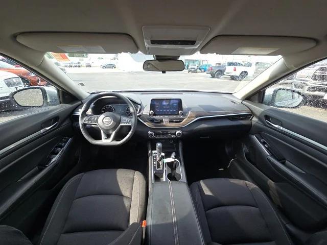 2023 Nissan Altima SV FWD