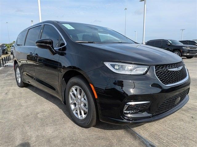 2025 Chrysler Pacifica PACIFICA SELECT