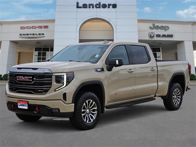 2022 GMC Sierra 1500 4WD Crew Cab Standard Box AT4