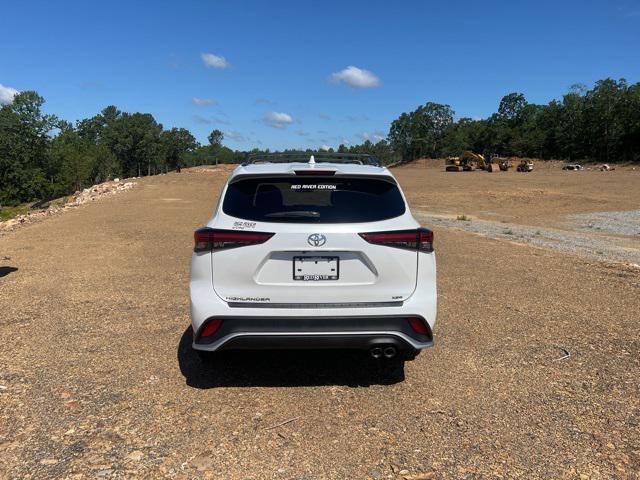 2023 Toyota Highlander XSE