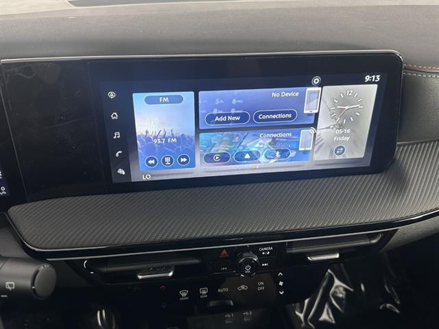 2025 Nissan Kicks SR Intelligent AWD