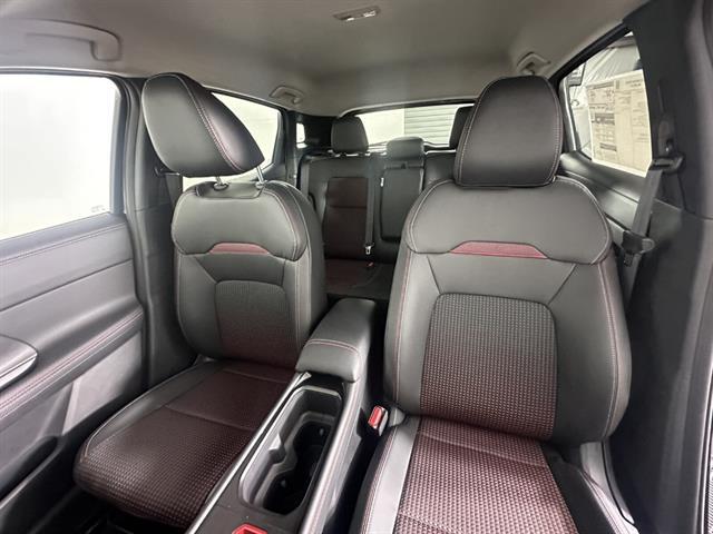 2025 Nissan Kicks SR Intelligent AWD