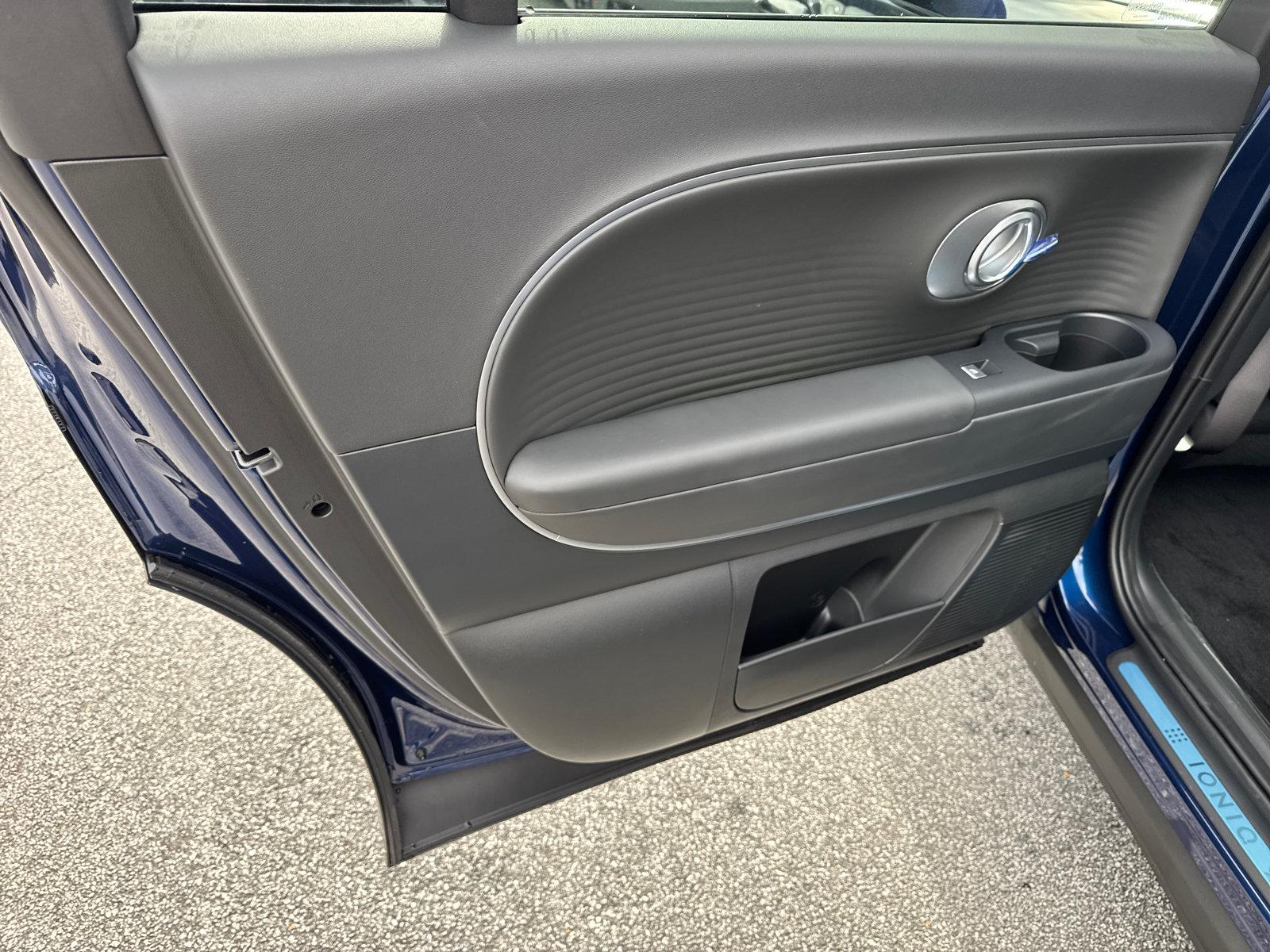 2026 Hyundai IONIQ 9 SEL - Photo 13