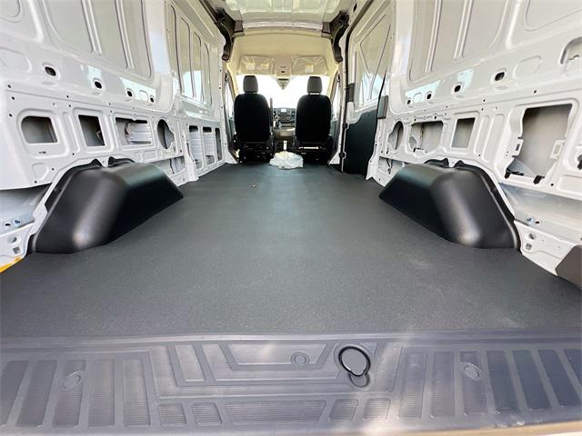 2025 Ford Transit Cargo Van Base