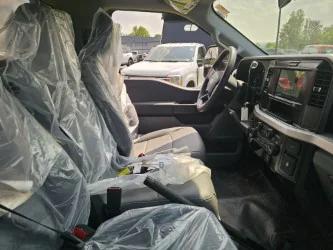 2025 Ford 600 XL