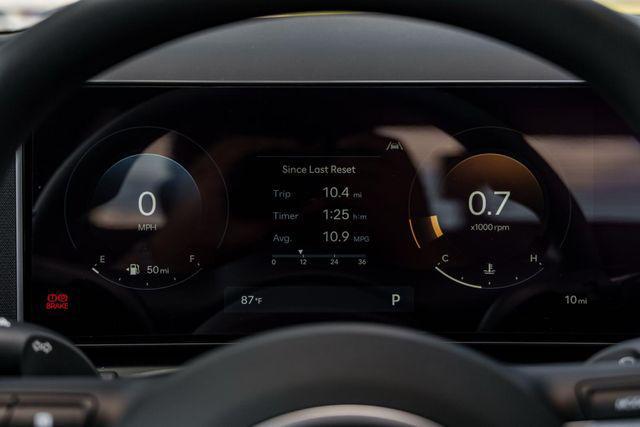 2025 Hyundai Santa Cruz SEL Activity