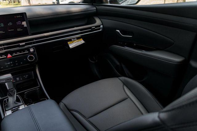 2025 Hyundai Santa Cruz SEL Activity