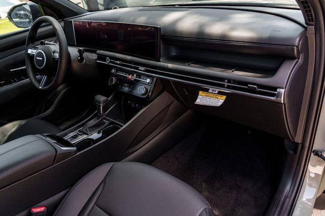 2025 Hyundai Santa Cruz SEL Activity