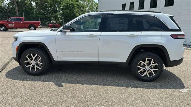 2025 Jeep Grand Cherokee GRAND CHEROKEE LIMITED 4X4