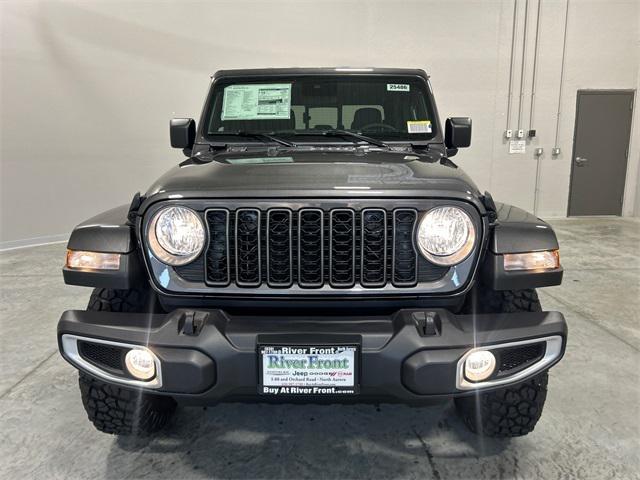 2025 Jeep Gladiator GLADIATOR HIGH TIDE 4X4