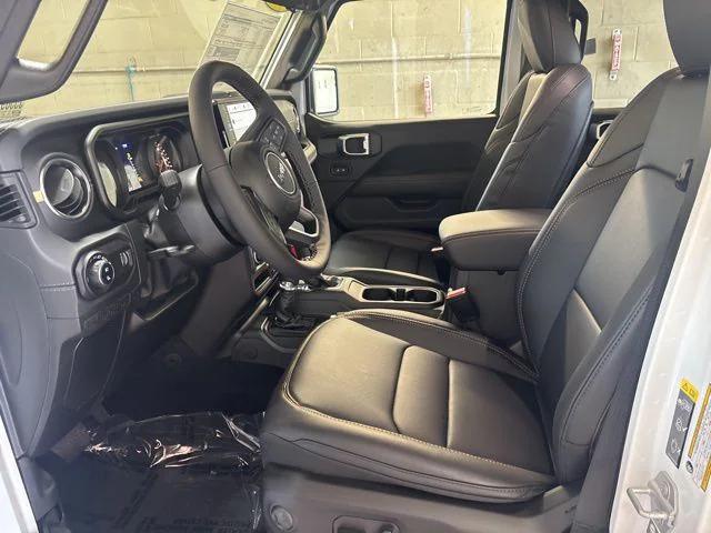 2025 Jeep Gladiator GLADIATOR HIGH TIDE 4X4