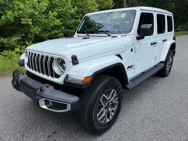 2025 Jeep Wrangler WRANGLER 4-DOOR SAHARA