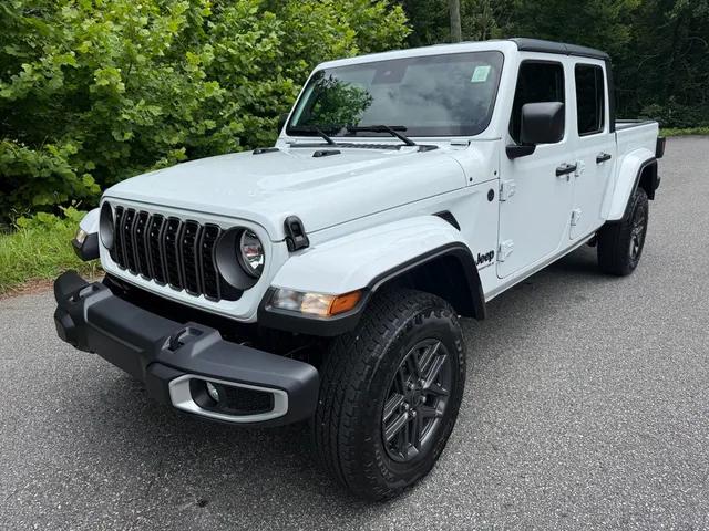 2025 Jeep Gladiator GLADIATOR SPORT S 4X4 2025 Jeep Gladiator GLADIATOR SPORT S 4X4