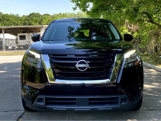 2023 Nissan Pathfinder S 4WD