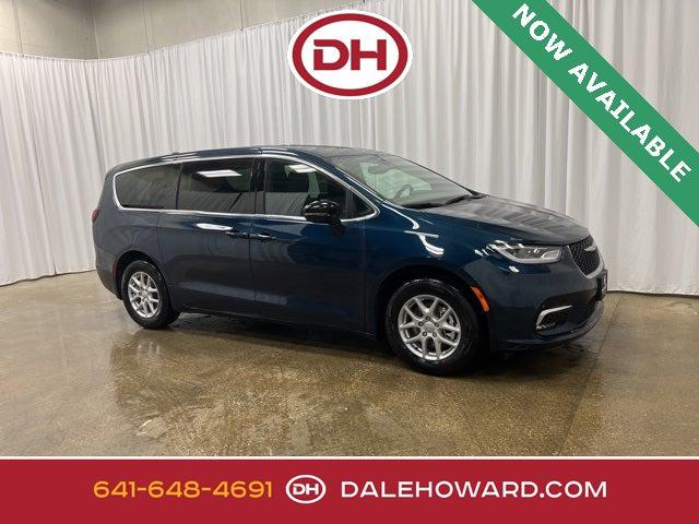 2025 Chrysler Pacifica PACIFICA SELECT