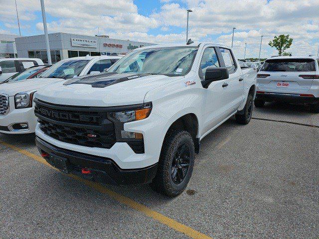 2024 Chevrolet Silverado 1500 4WD Crew Cab Short Bed Custom Trail Boss