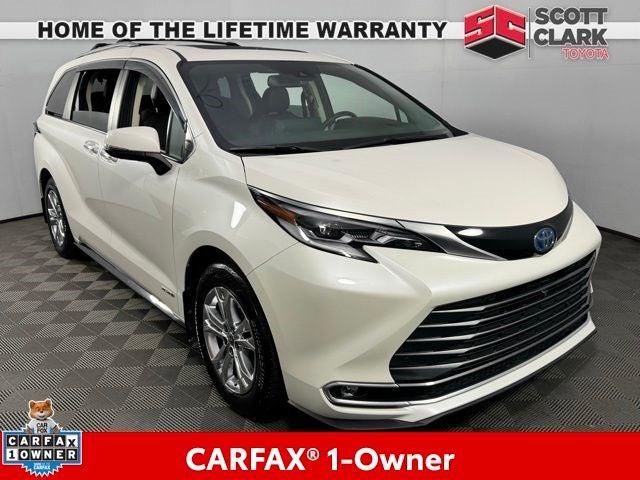 2021 Toyota Sienna Platinum