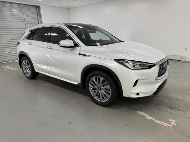 2024 INFINITI QX50 LUXE