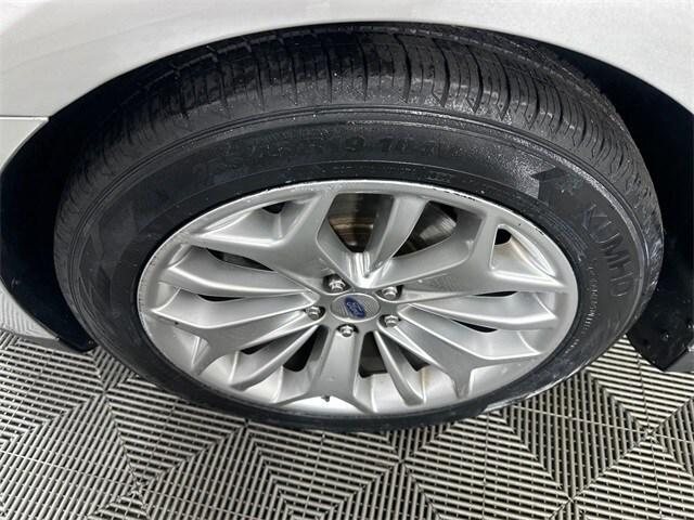 2019 Ford Taurus Limited
