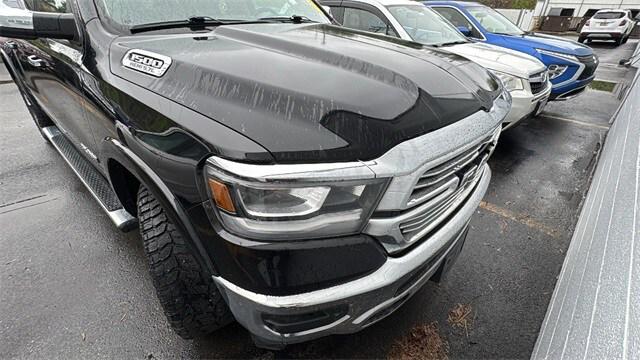 2019 RAM 1500 Laramie Crew Cab 4x4 57 Box
